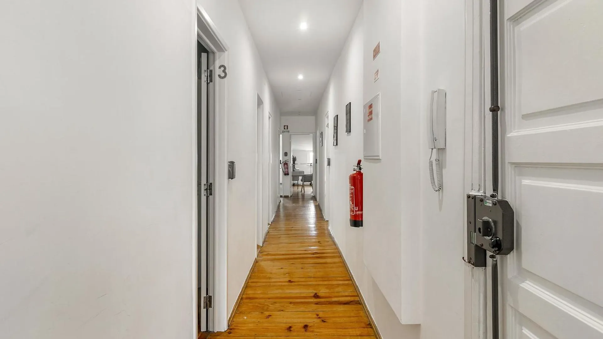 Whome Urban Tech Retreat, Modern Hubs For Remote Living Lisboa Portugália