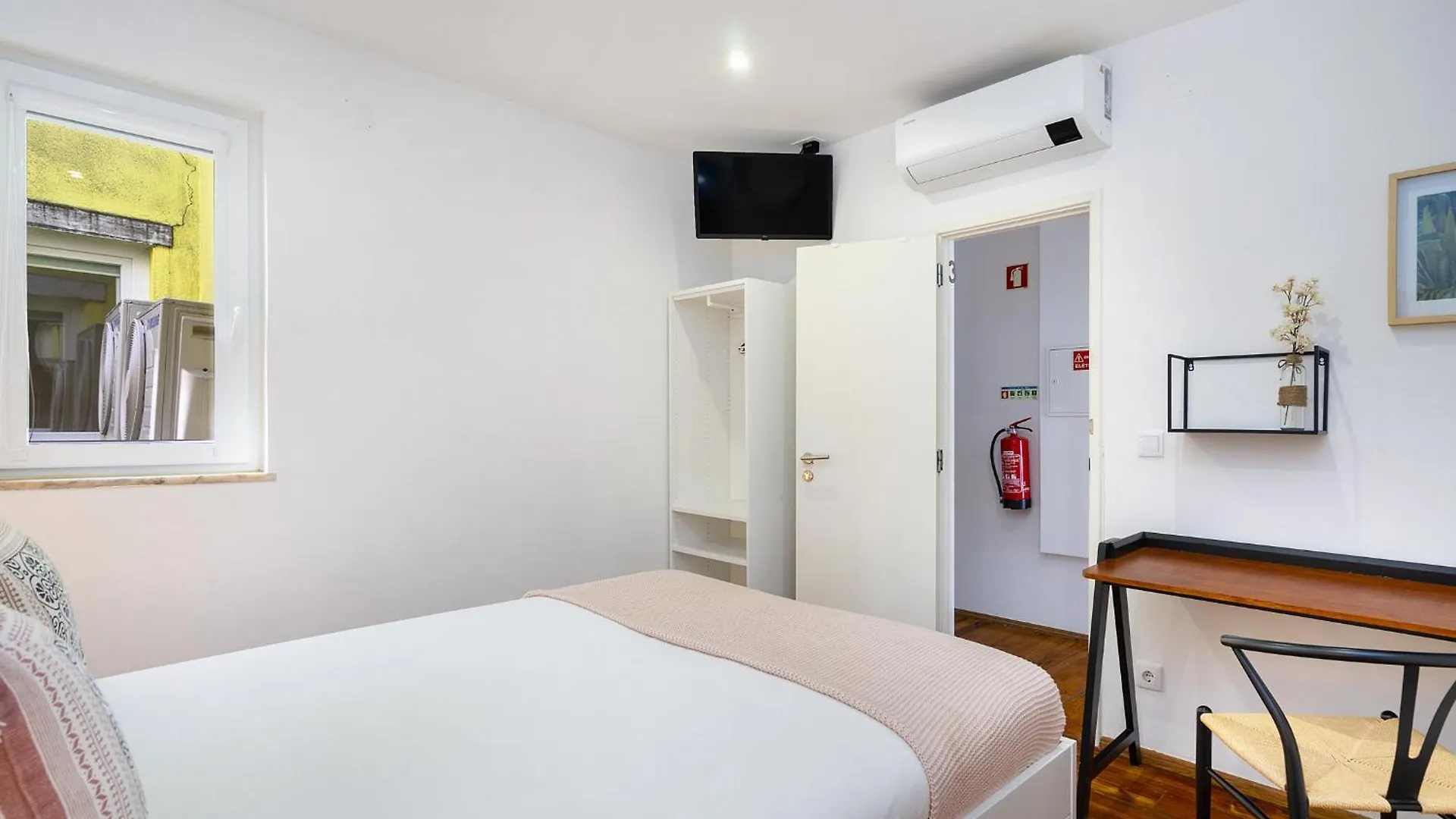 Whome Urban Tech Retreat, Modern Hubs For Remote Living Lisboa